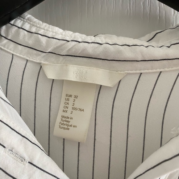 H&M Striped Tunic Button Up Blouse - Picture 3 of 10